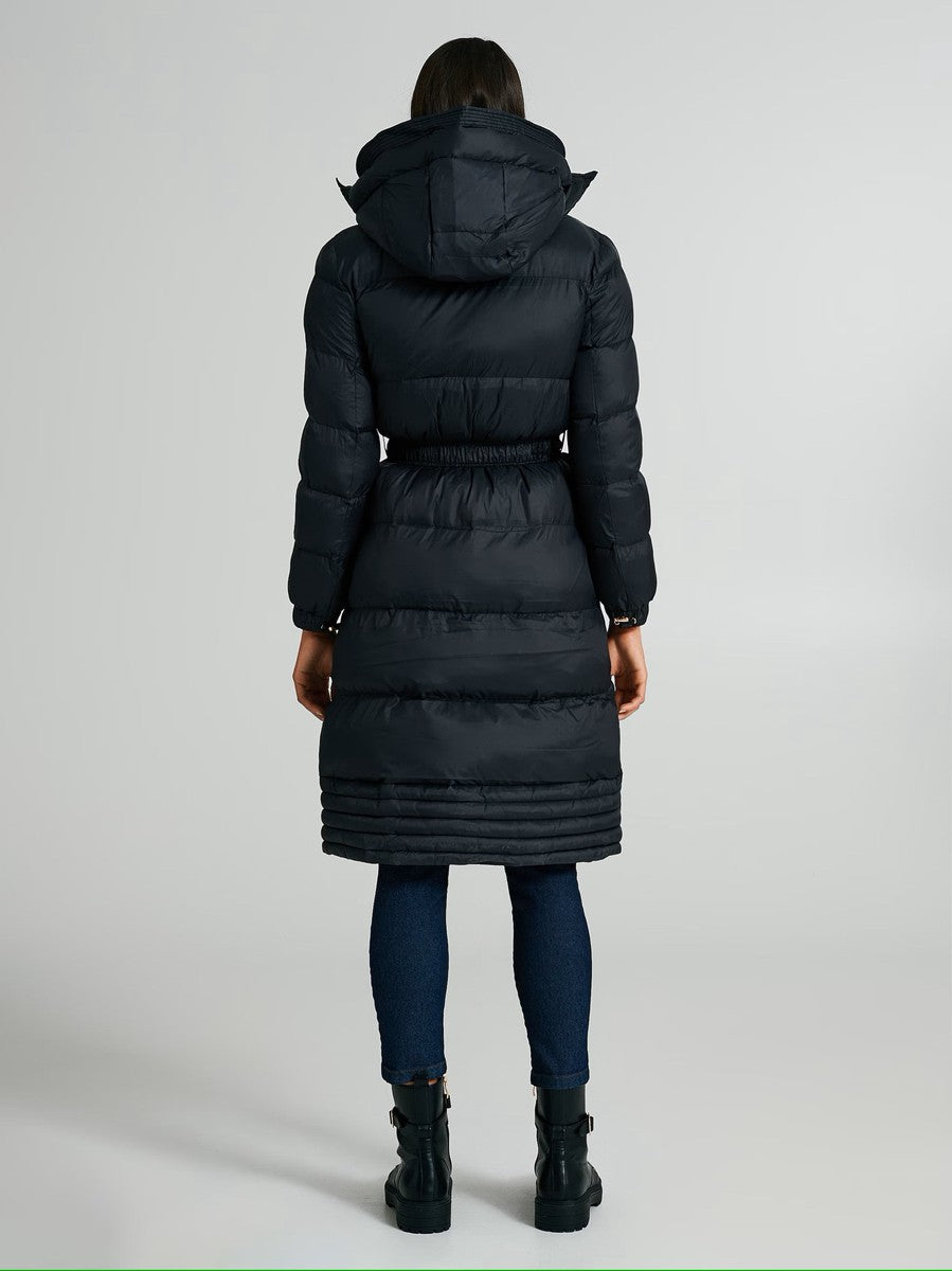 Piumino Lungo con Cappuccio e Cintura Elastica