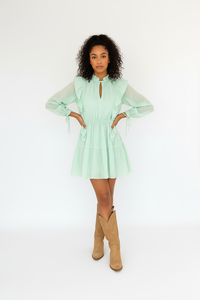 Abito Corto in Fibra Ecologica con Volant e Laccetti