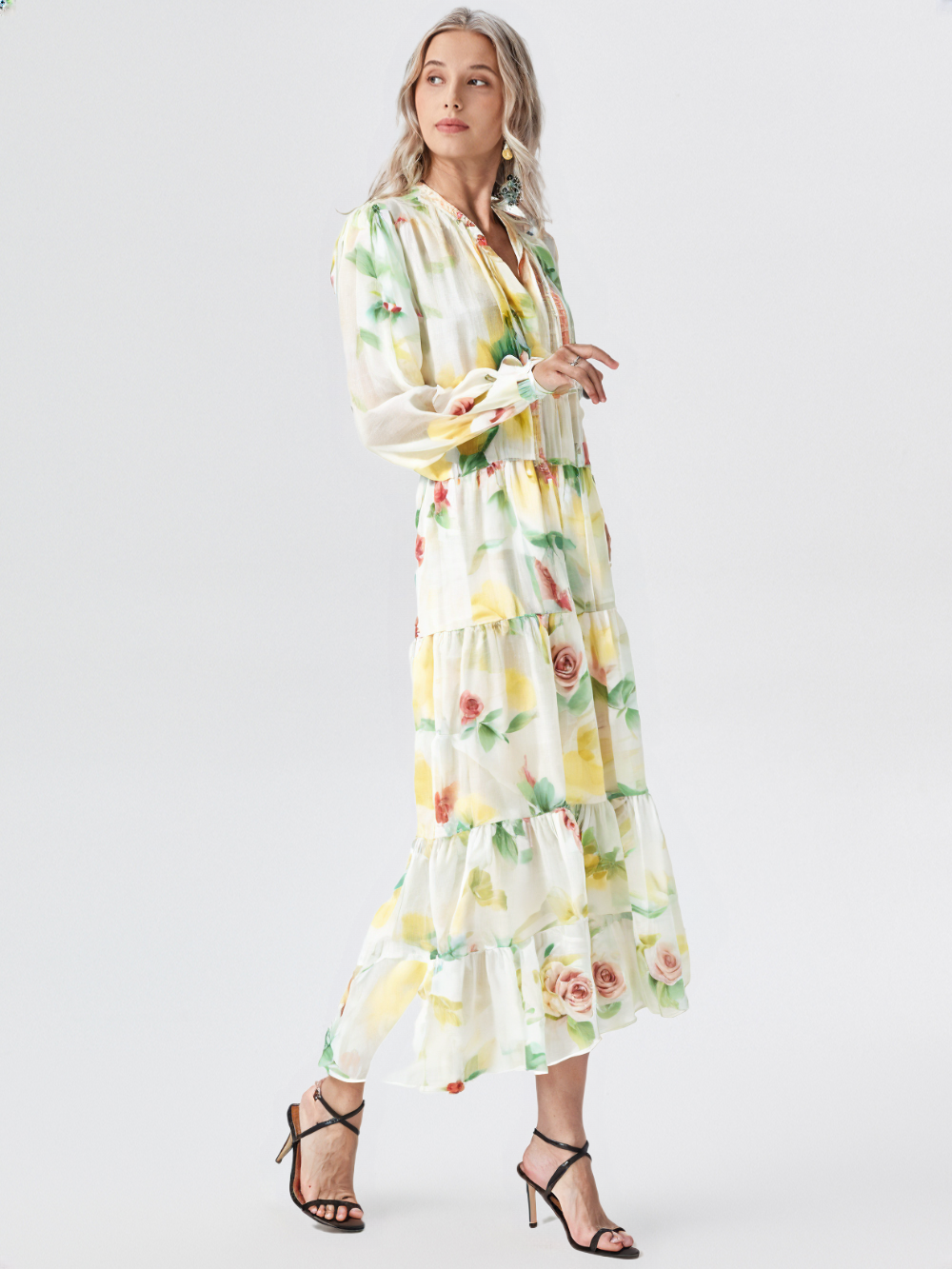 Abito Lungo a Balze in Georgette con Scollo a V e Catene nel Colletto