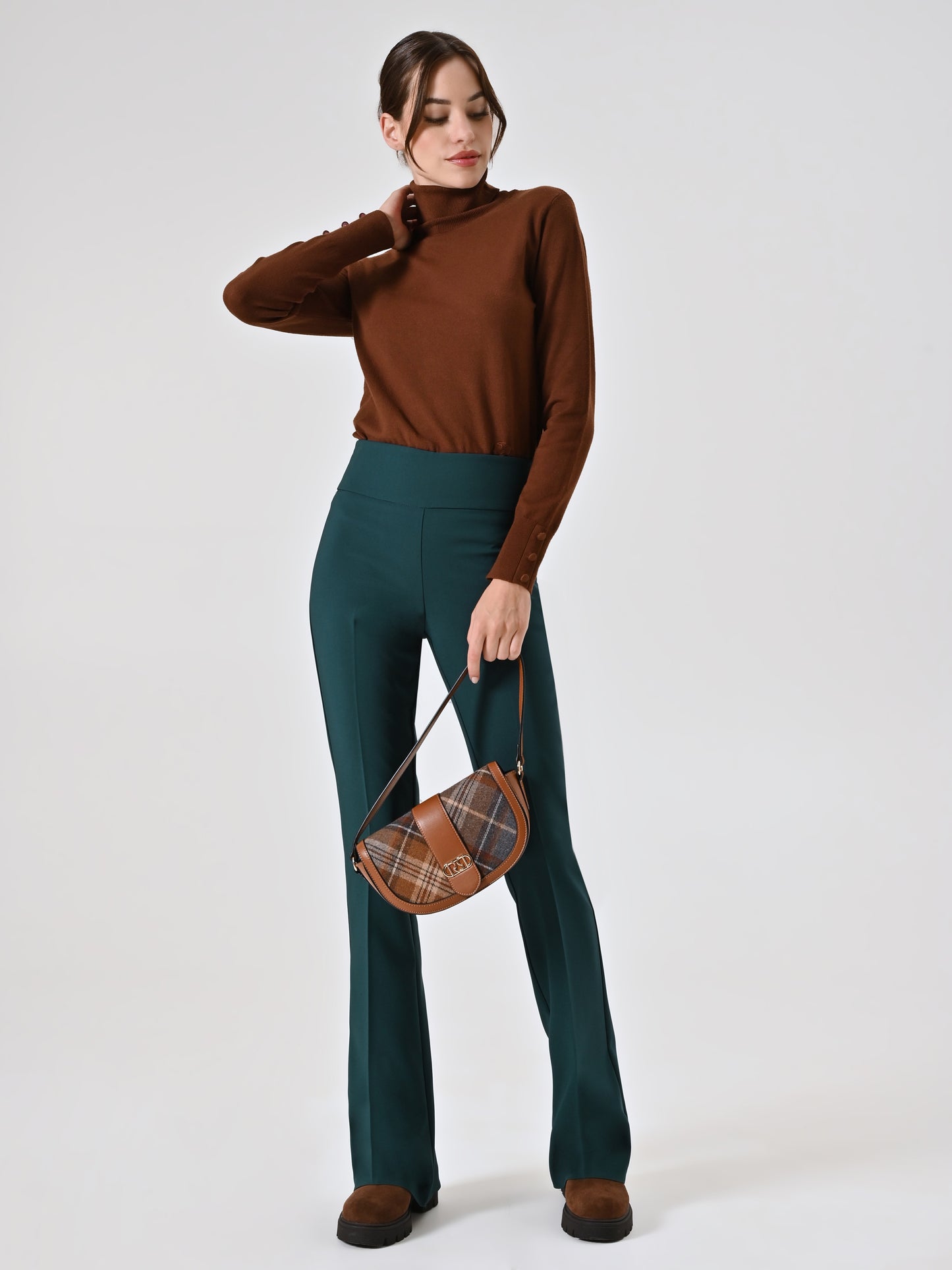 Pantaloni Flared in Tessuto Tecnico