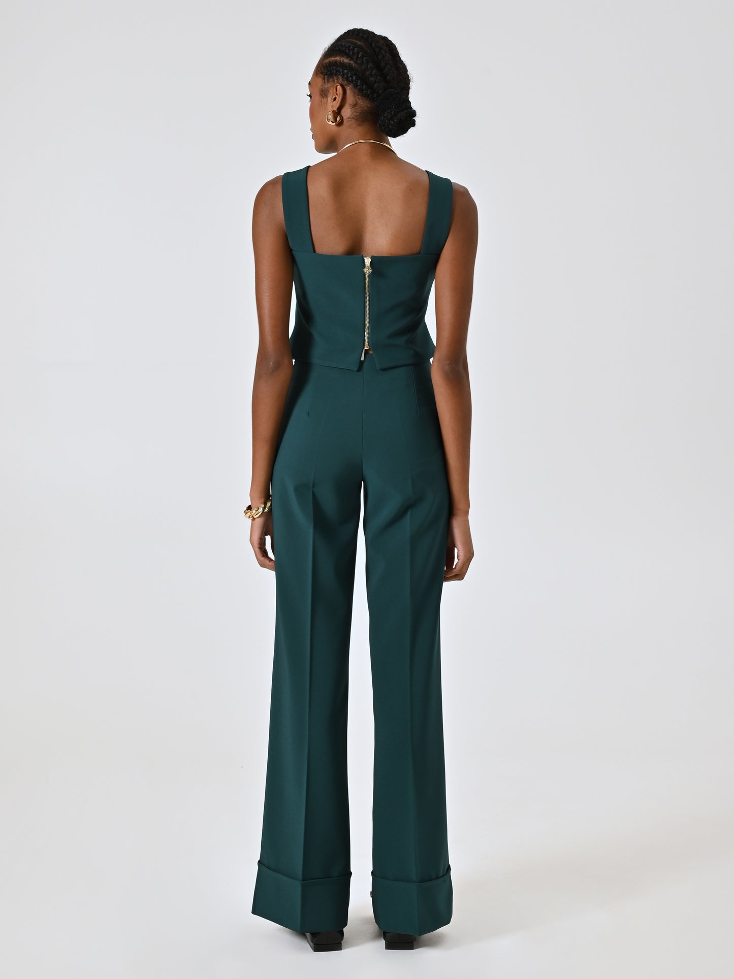 Pantaloni Ampi con Maxi Risvolto in Tessuto Tecnico