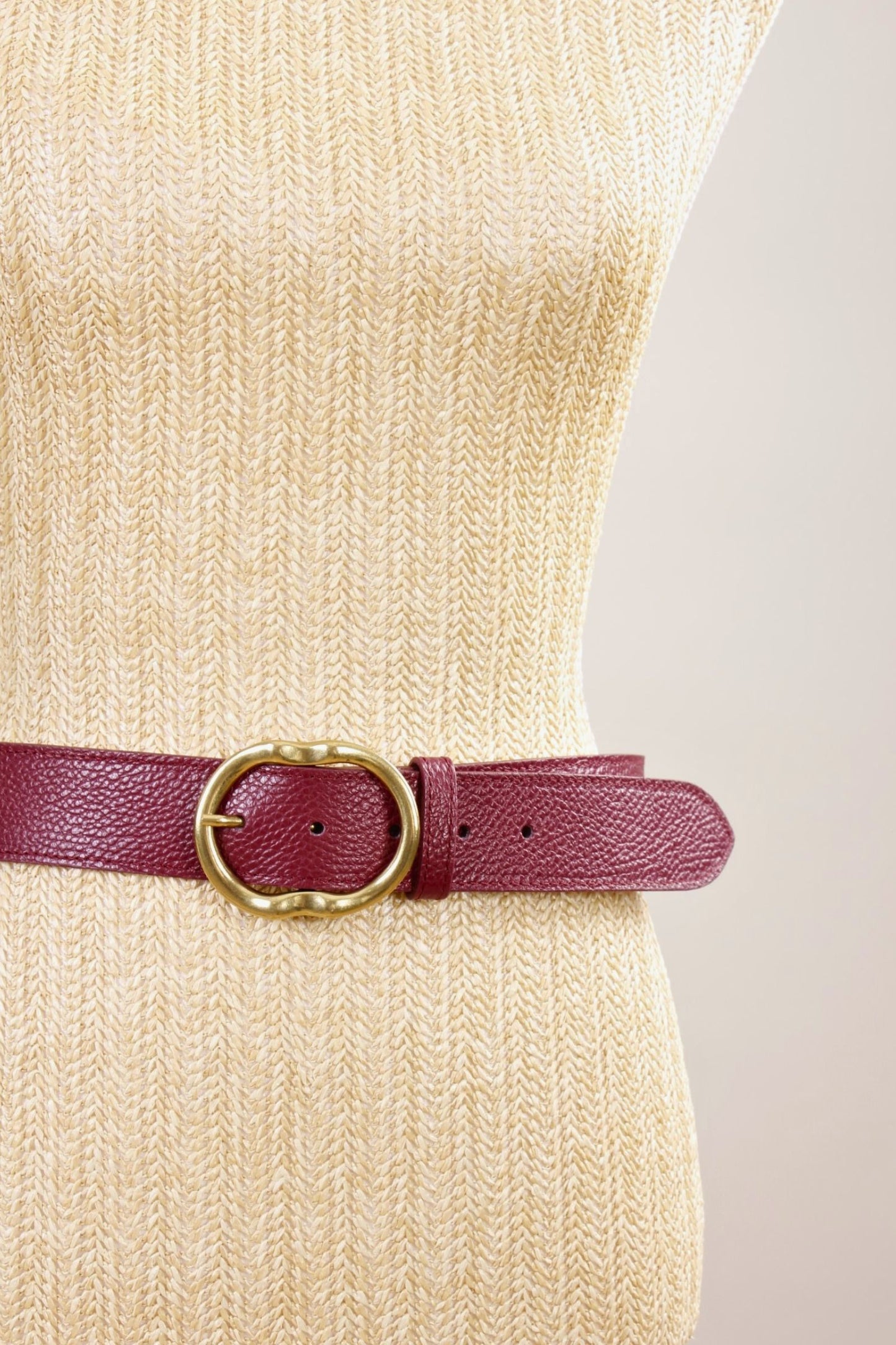 Cintura con Fibbia in Pelle martellata