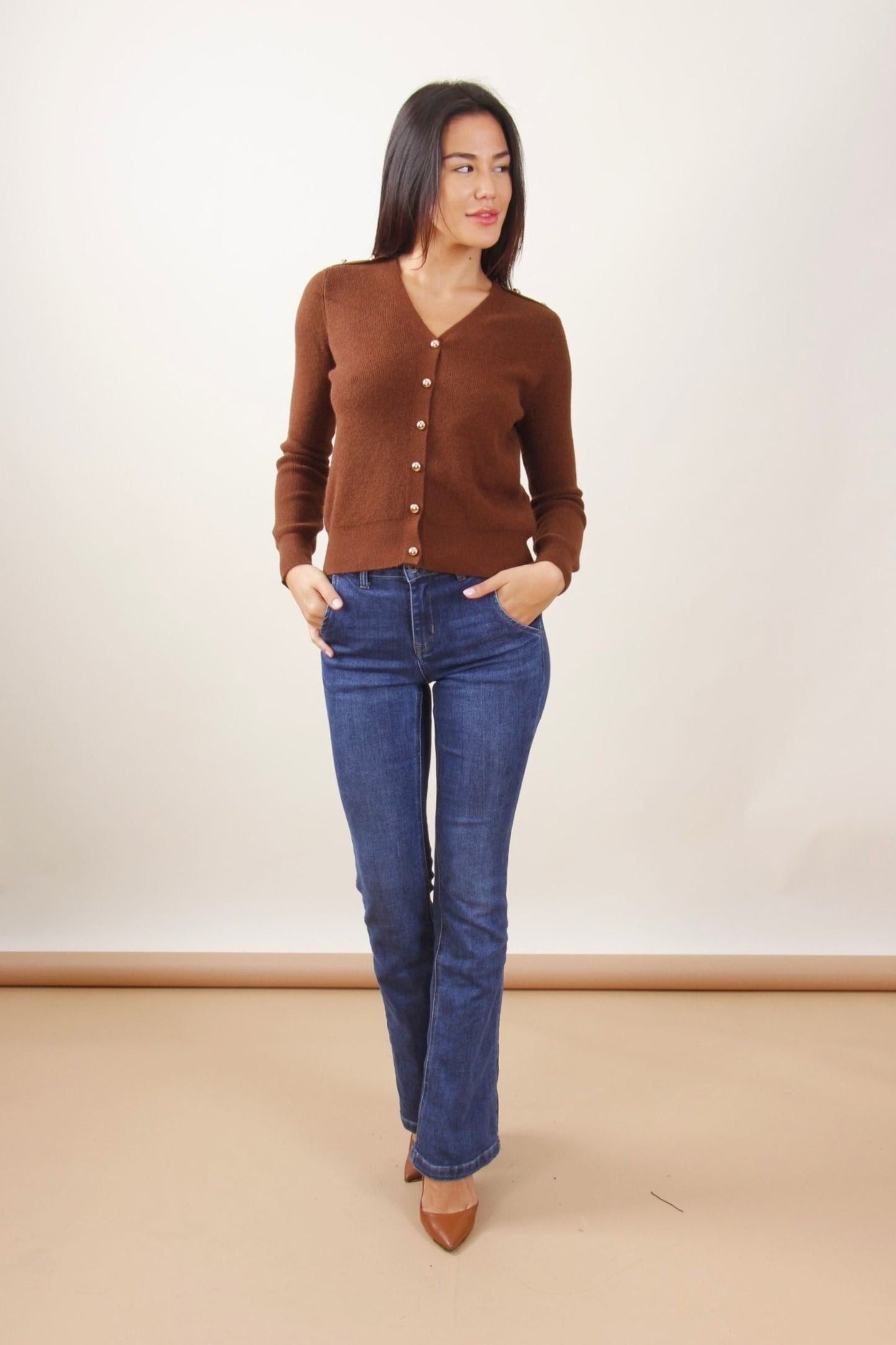 Cardigan scollo V con Bottoncini Dorati
