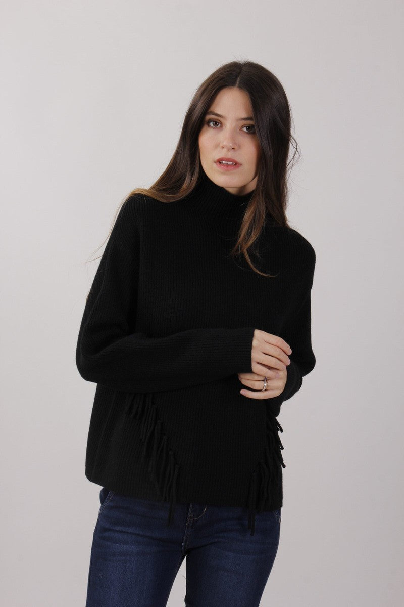 Maglione a Collo Alto con Frange