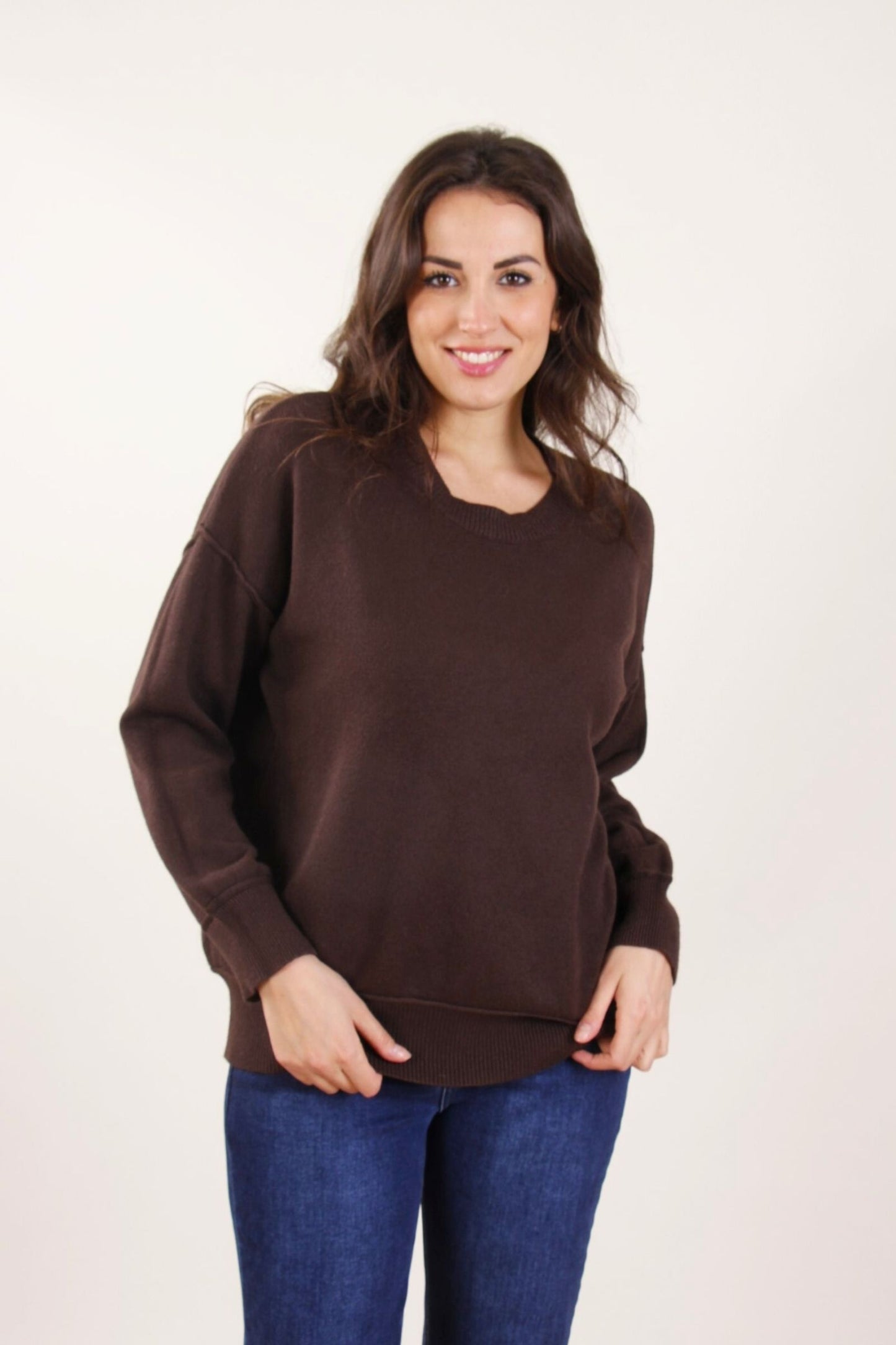 Maglia scollo Rotondo con cuciture a vista sulle spalle