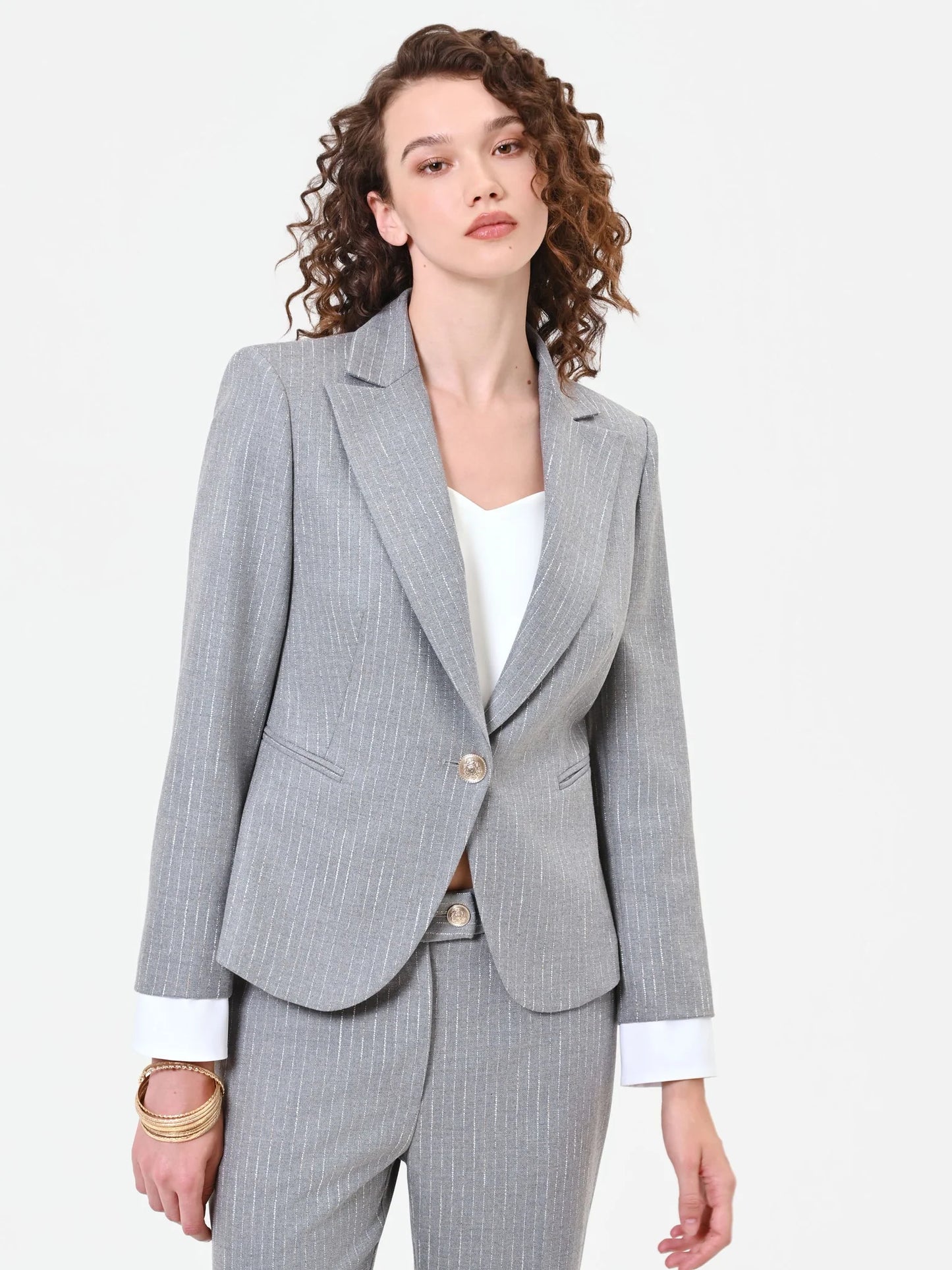 Giacca Monopetto Gessata con Polsini Camicia Rimovibili