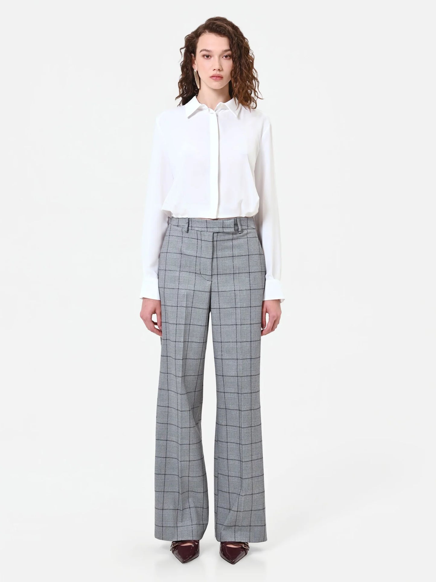 Camicia in Raso con Abbottonatura Nascosta