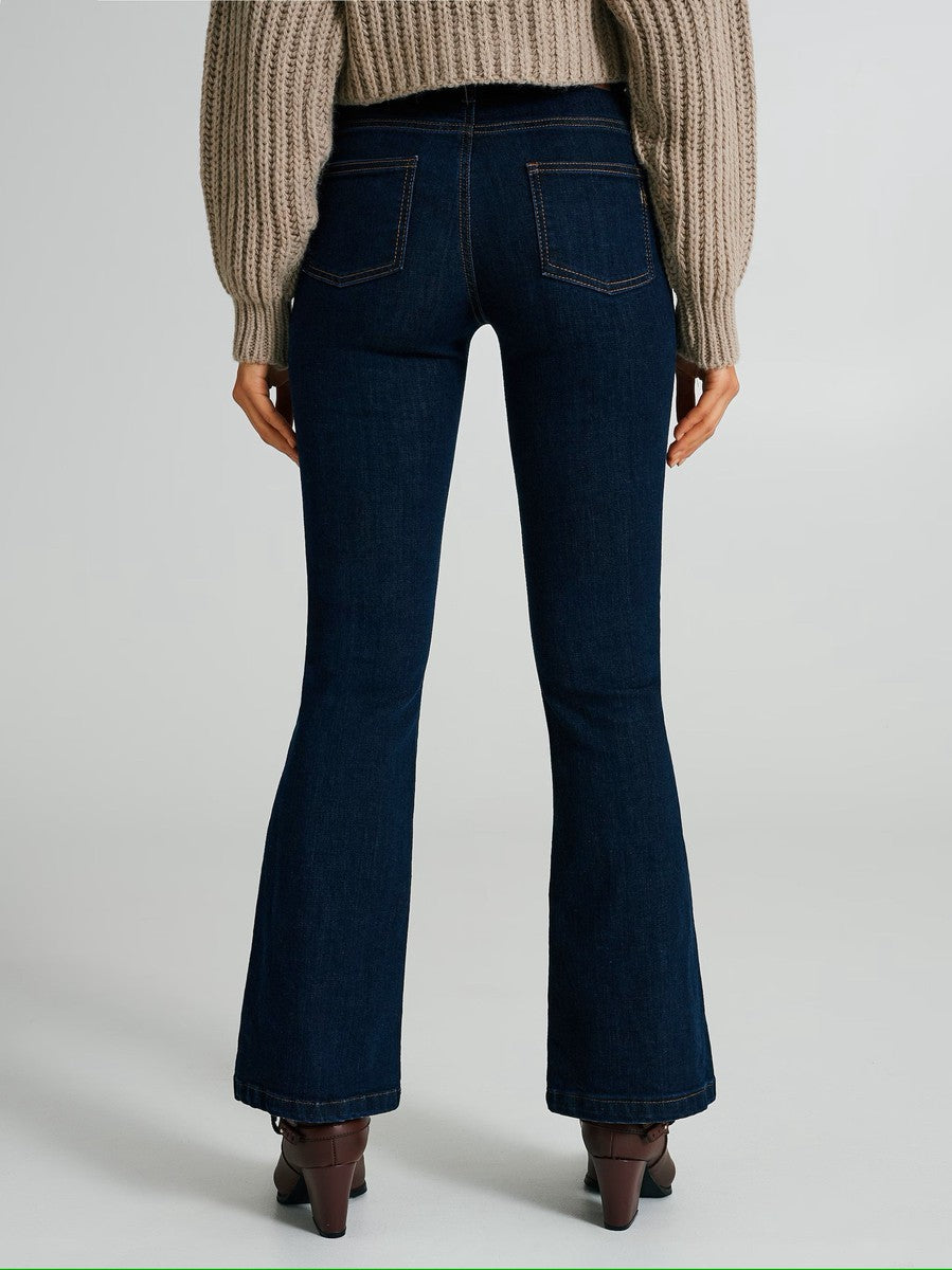 Jeans a zampa 6 bottoni