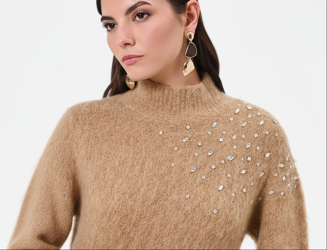 Maglione Crop in Mohair con Cristalli Cabochon
