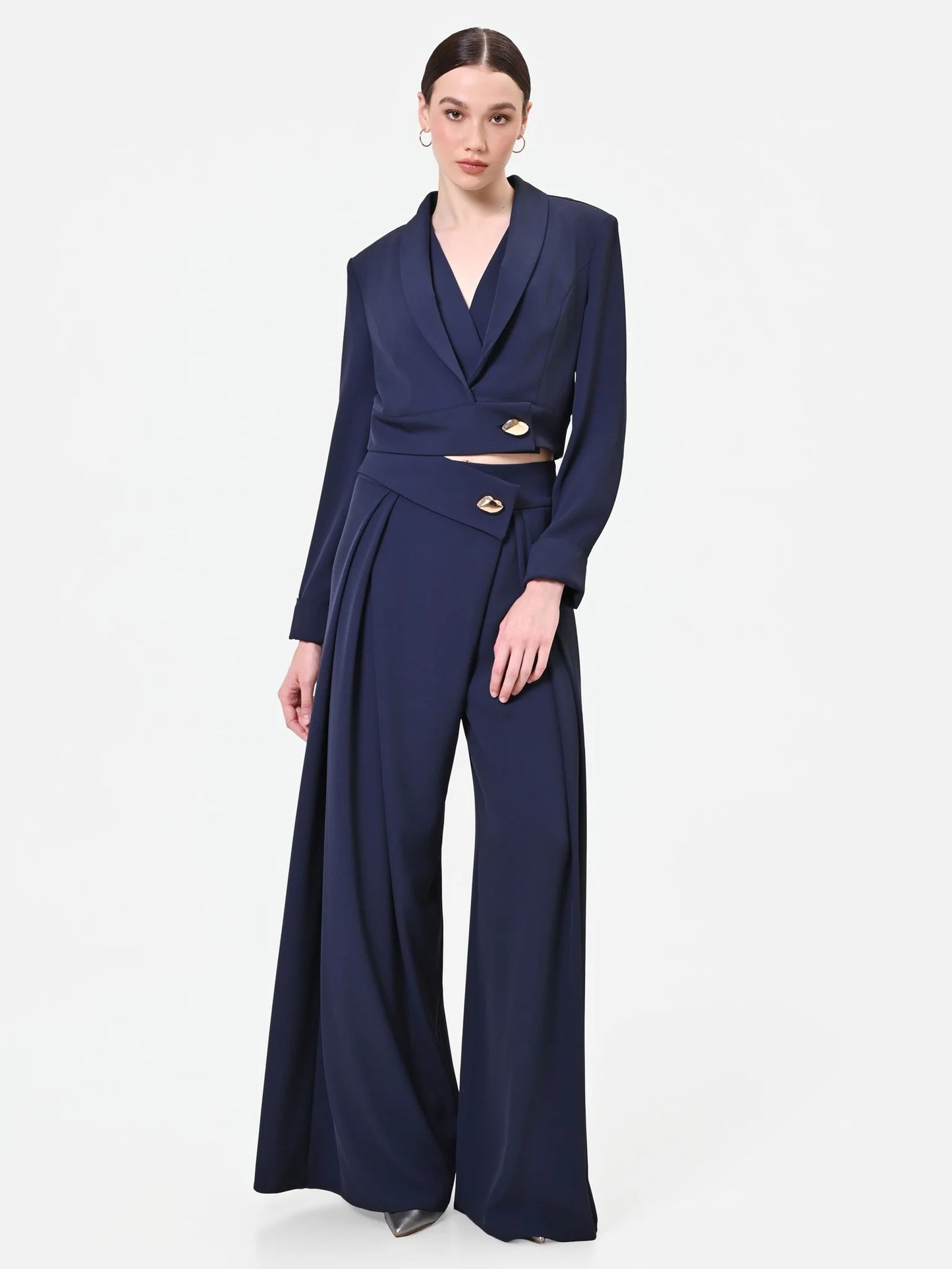 Pantalone Palazzo con Bottone Design