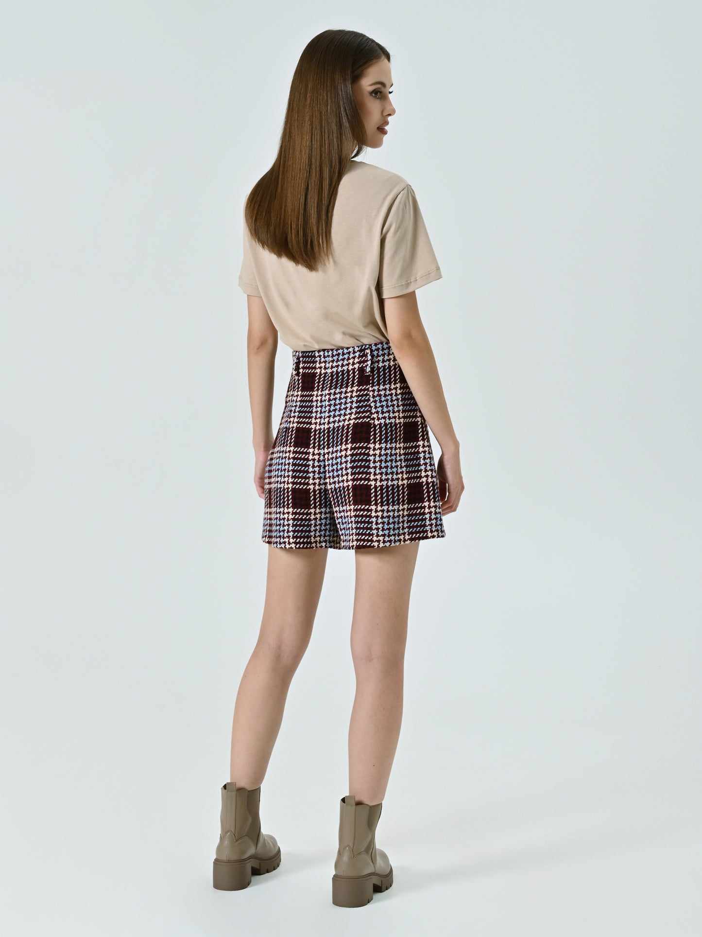Shorts in Tweed
