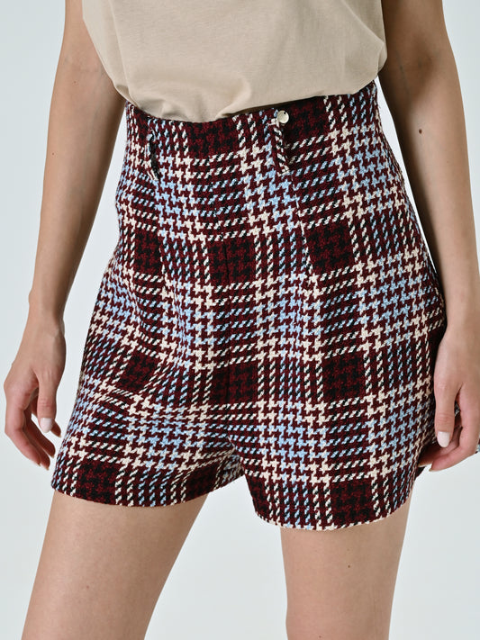 Shorts in Tweed