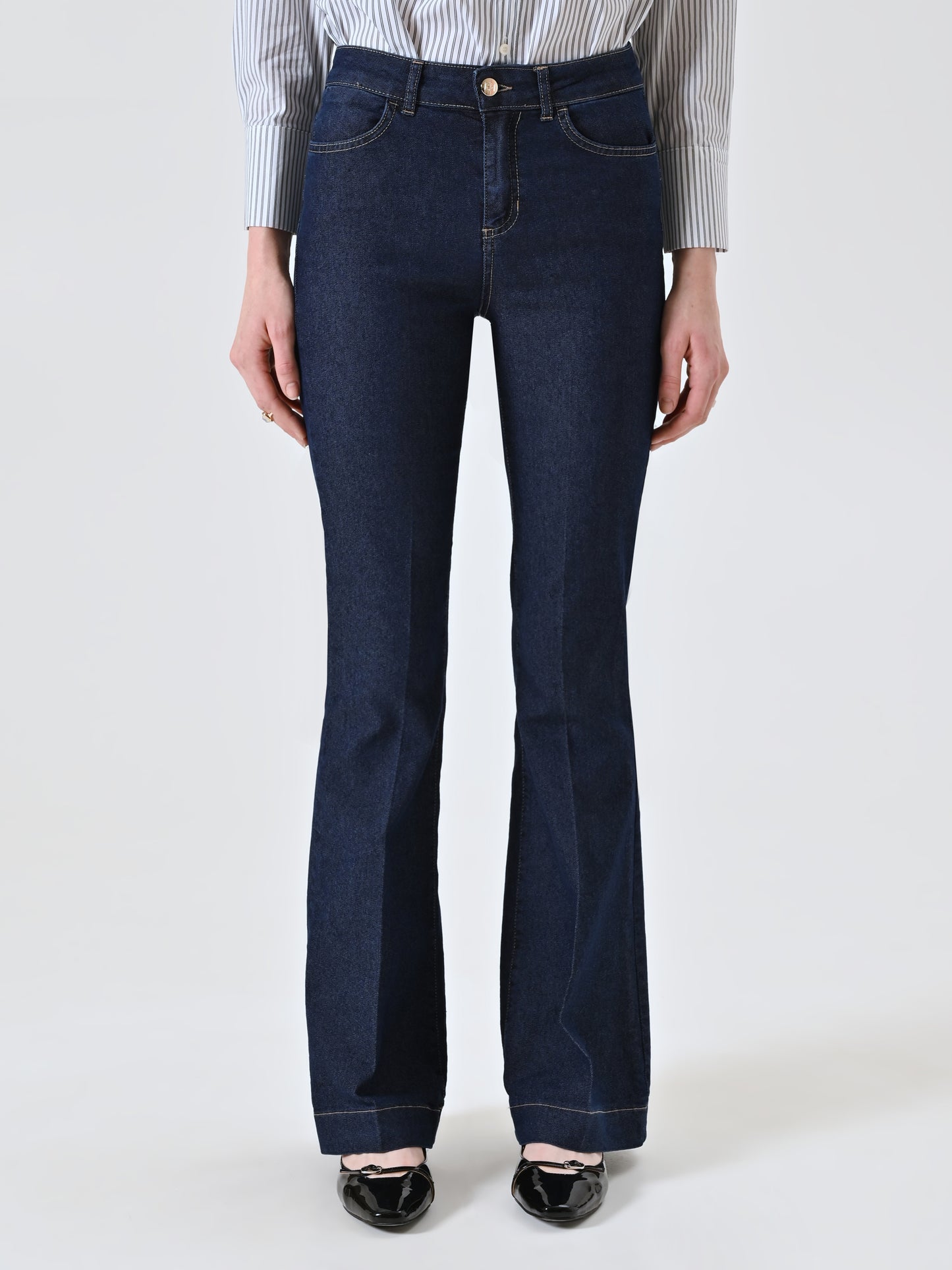 Jeans Flared Lavaggio Uniforme