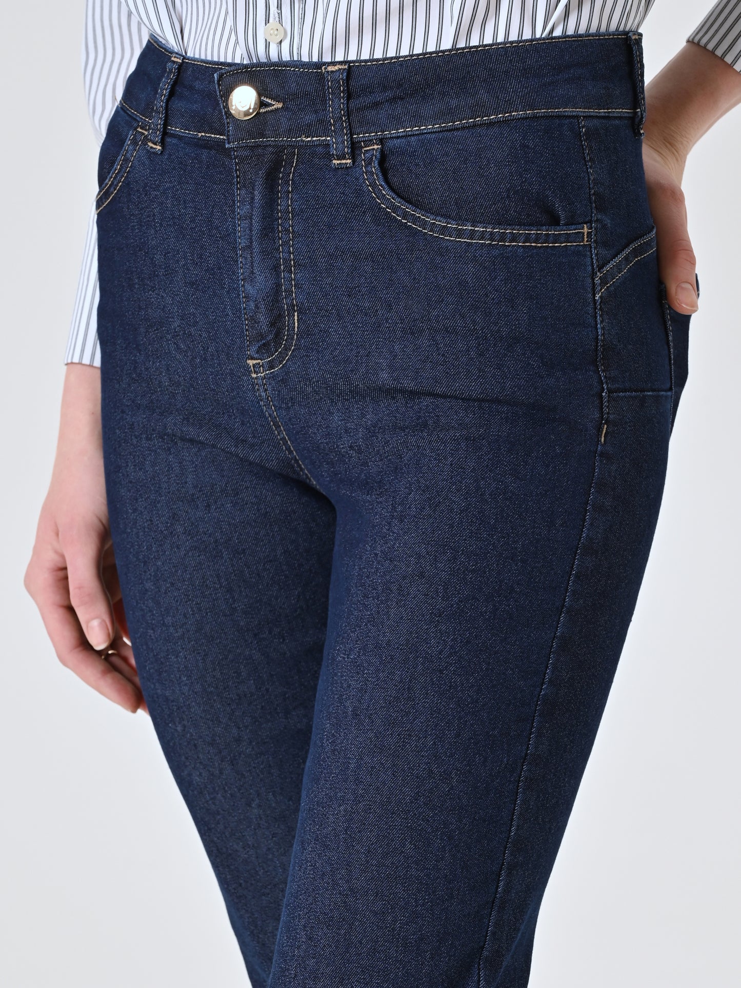 Jeans Flared Lavaggio Uniforme