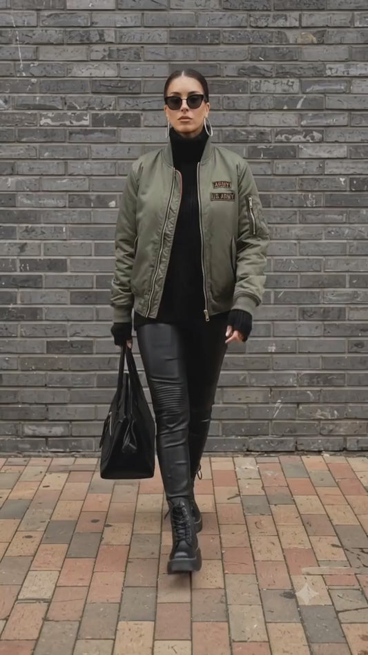 Bomber Militare Verde Oliva con Fodera Arancione e Patch ARMY